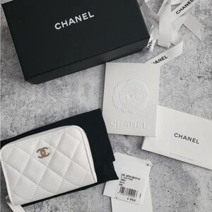 100% Authentic New Chanel Coin Purse White